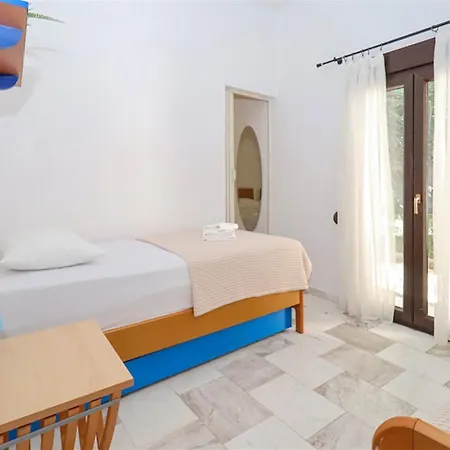 Dimitris Garden House Ferienhaus