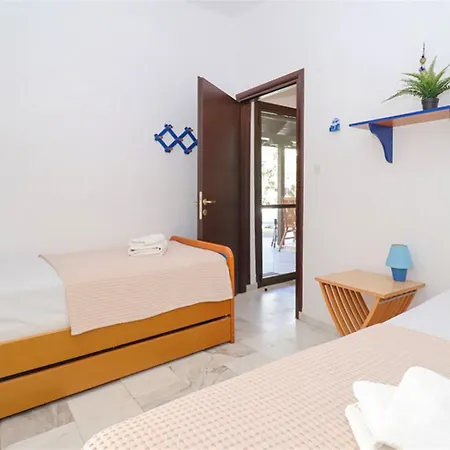 Dimitris Garden House * Chaniotis